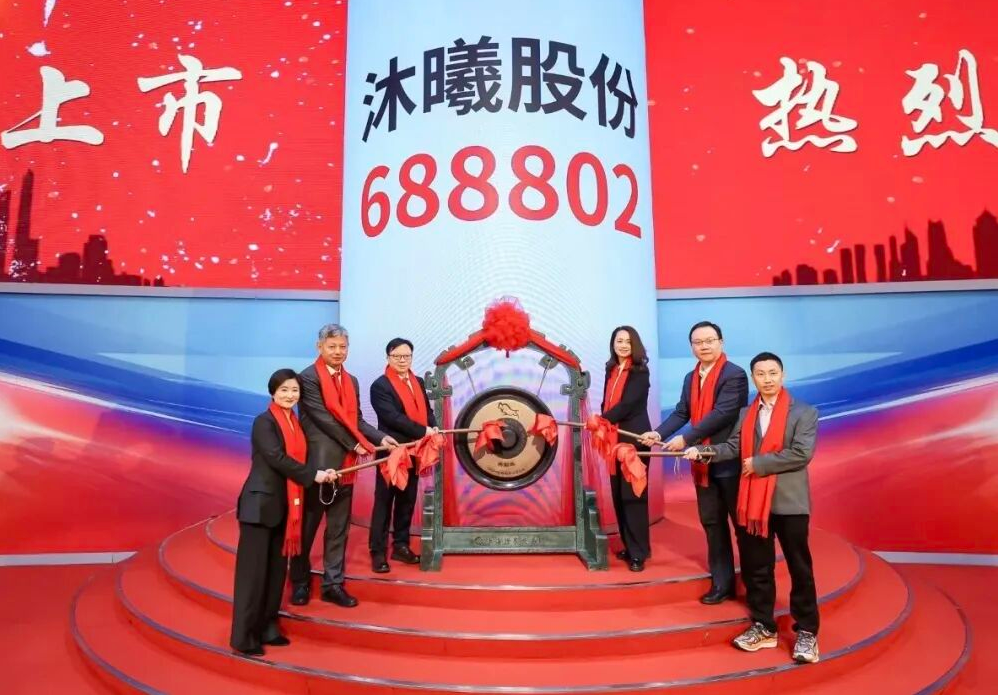 1765960280501965.png 640.png